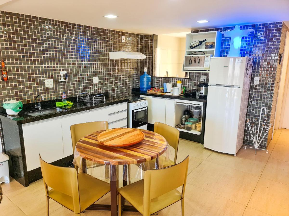 Apartamento Pe Na Areia - Praia Do Forte Кабу-Фриу Экстерьер фото